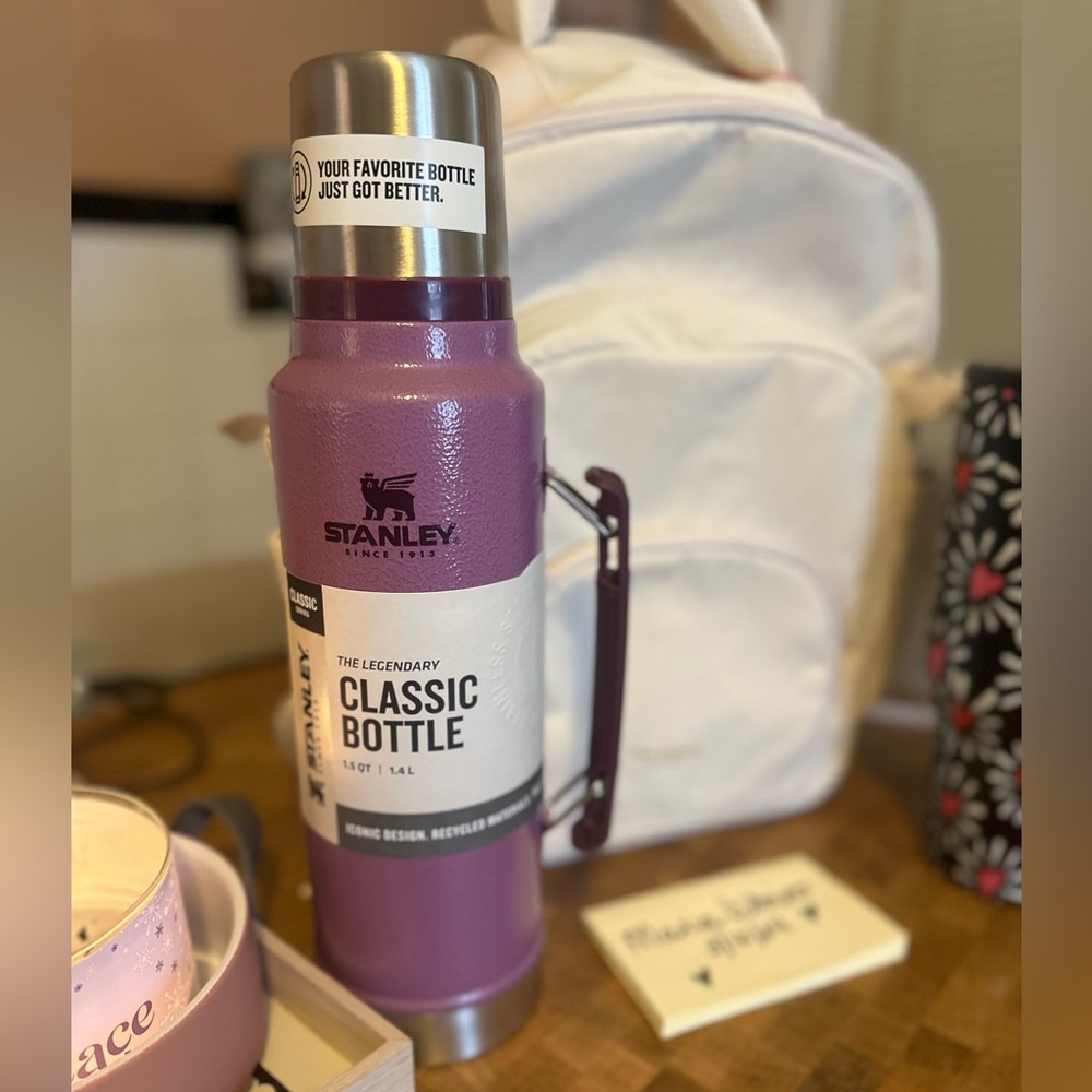 Stanley Legendary Classic Bottle•Purple Hammertone